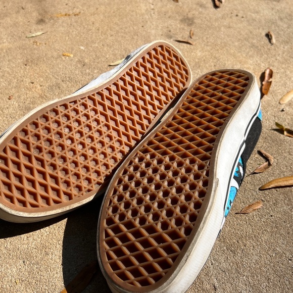 Vans classic checkered slip on shoes with butterflies SIZE 8 - Picture 5 of 7